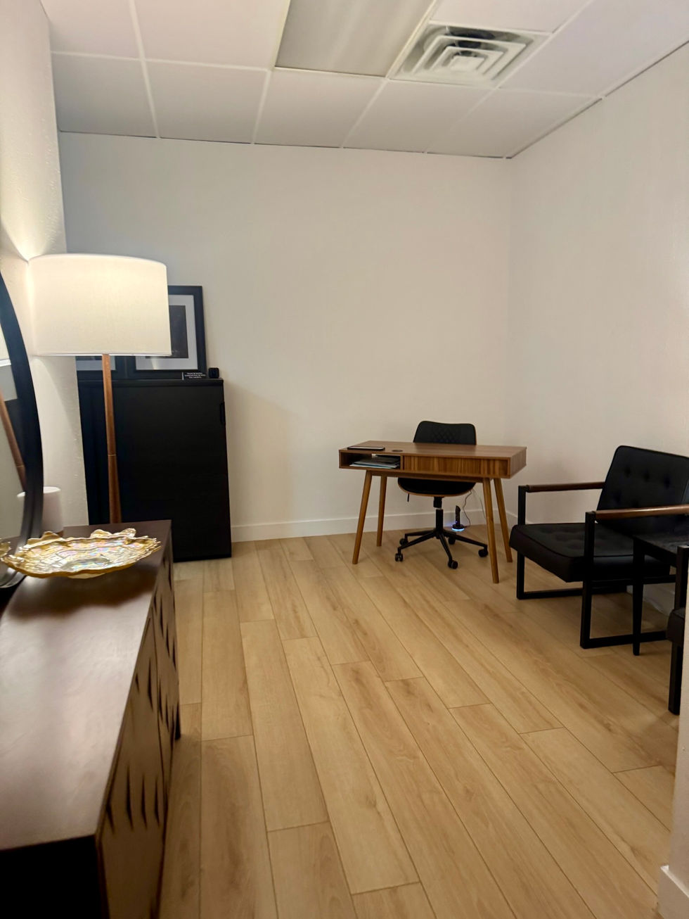 Commercial tenant finish-out Completed commercial tenant finish-out for chiropractic office in Austin and San Marcos area by SMTX Contractors LLC
Electrical upgrades for specialized medical equipment in Austin commercial office
Dedicated circuits installed during San Marcos tenant finish-out
Commercial electrical work for healthcare office renovation in Central Texas