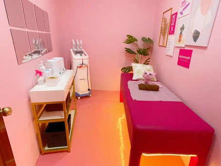7 Reasons Why Pink Parlour Is Not The Best Place For Your Hair Removal