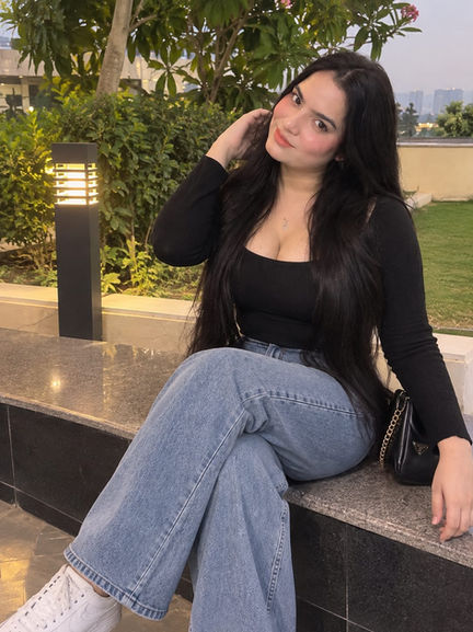 Alisha Shaik (10)