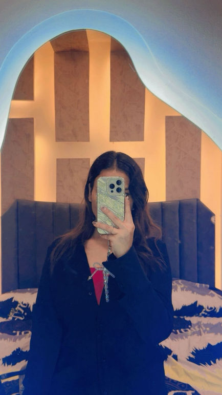 Ishani Khanna (3)