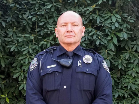 Fake Federal Agent Arrested After Encounter With Auxiliary Officer