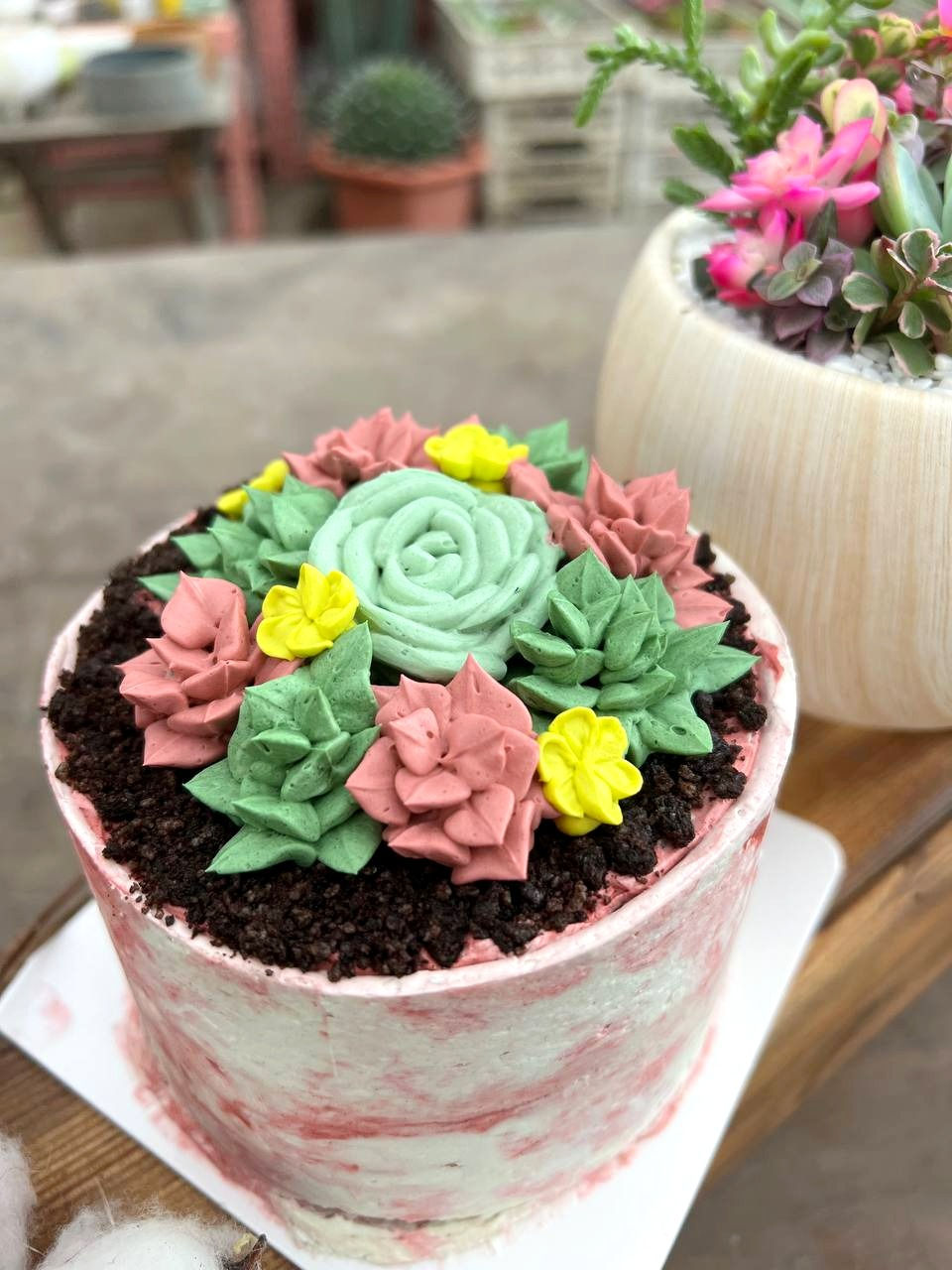 Thumbnail: Mother's Day Cake Bundle
