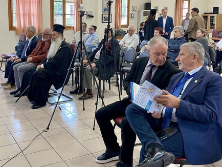 Στην ημερίδα του Δήμου Μακρακώμης με θέμα την υπογονιμότητα.