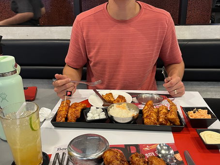 Eating through Udom Suk