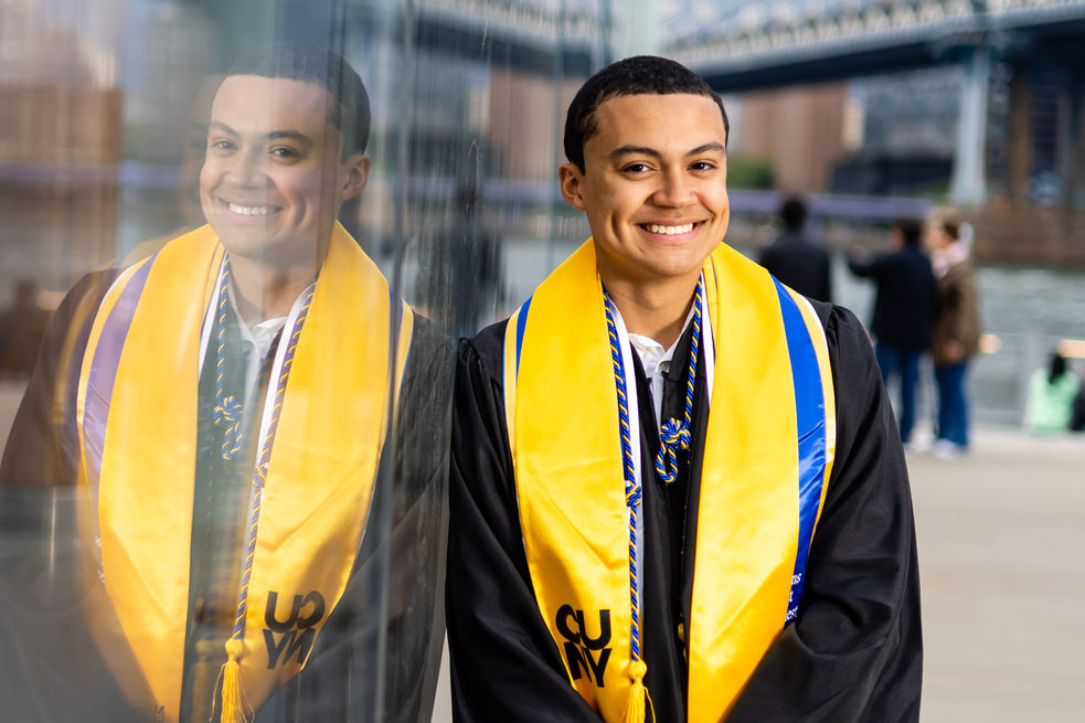 Senior Portraits in New York by Vladimir Kolesnikov Photography