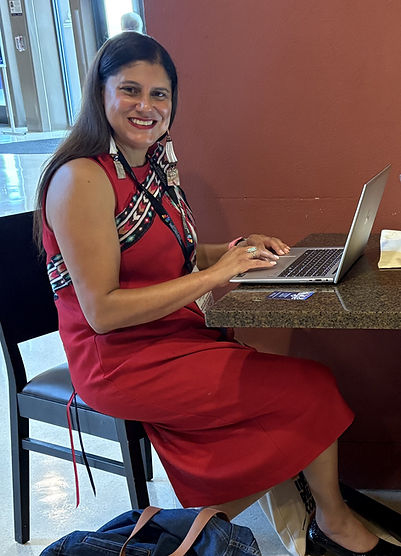 1 - MAIN PHOTO, PROFESSIONAL PAGE.jpeg