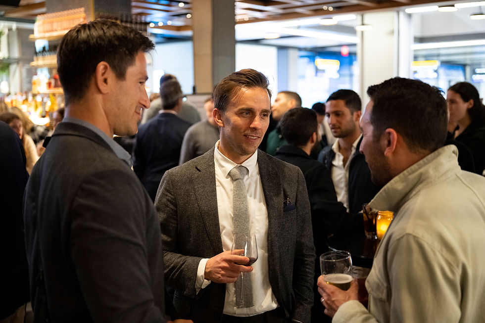 221012_FARLEY_RETAIL_EVENT_397