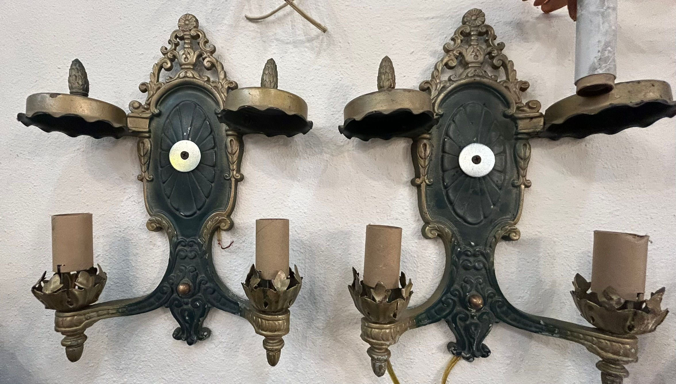 Green and Tan Colonial Look 2 Light Wall Sconce (Pair)