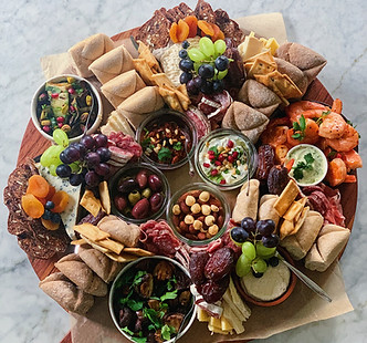 Antipasti borrelplank.JPG