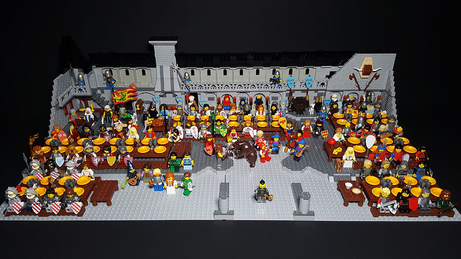 Banquet à la cour du roi Arthur en Lego. Banquet at King Arthur's court in Lego.