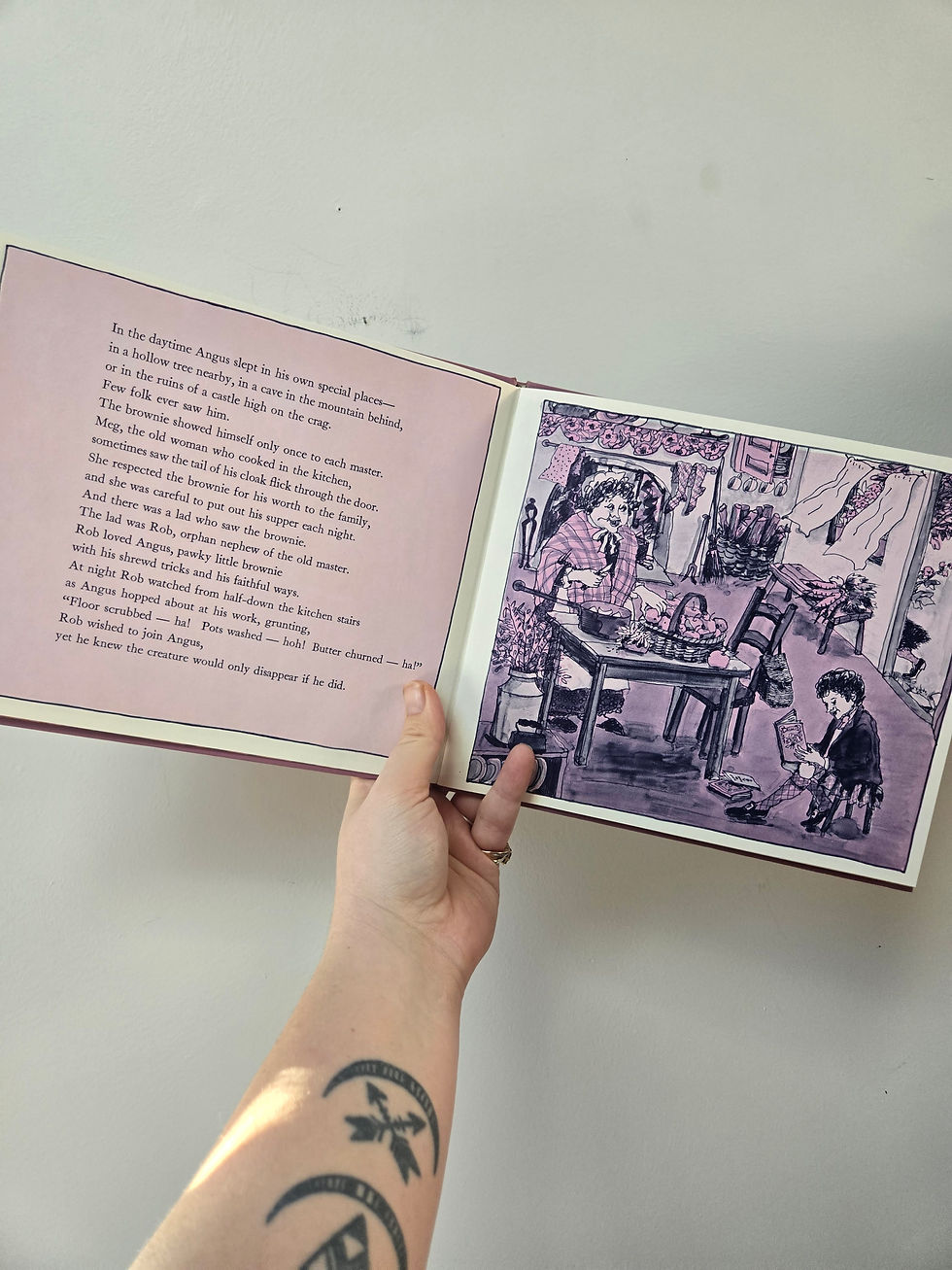 Thumbnail: vintage the runaway brownie by mary calhoun hardcover book front view