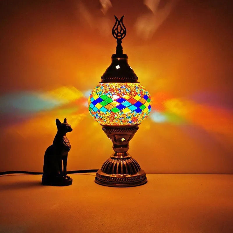 Thumbnail: Stain Glass Lamp