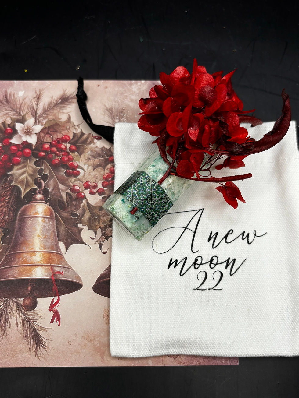 Thumbnail: Holiday Bells Phoenix Gift Set 