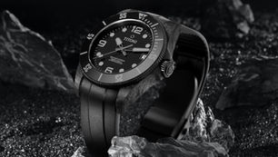 【2025新錶】TITONI|梅花錶 Seascoper 600 CarbonTech Black Edition 黑曜潛行者神秘現身
