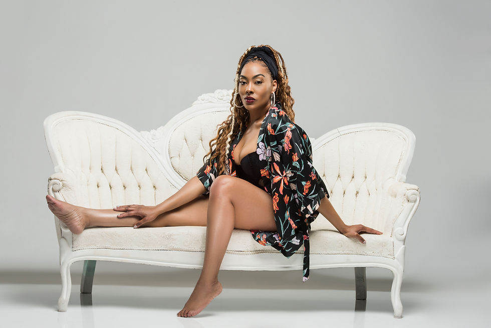 Si'mone "DJ Monie" Lewis at photoshoot