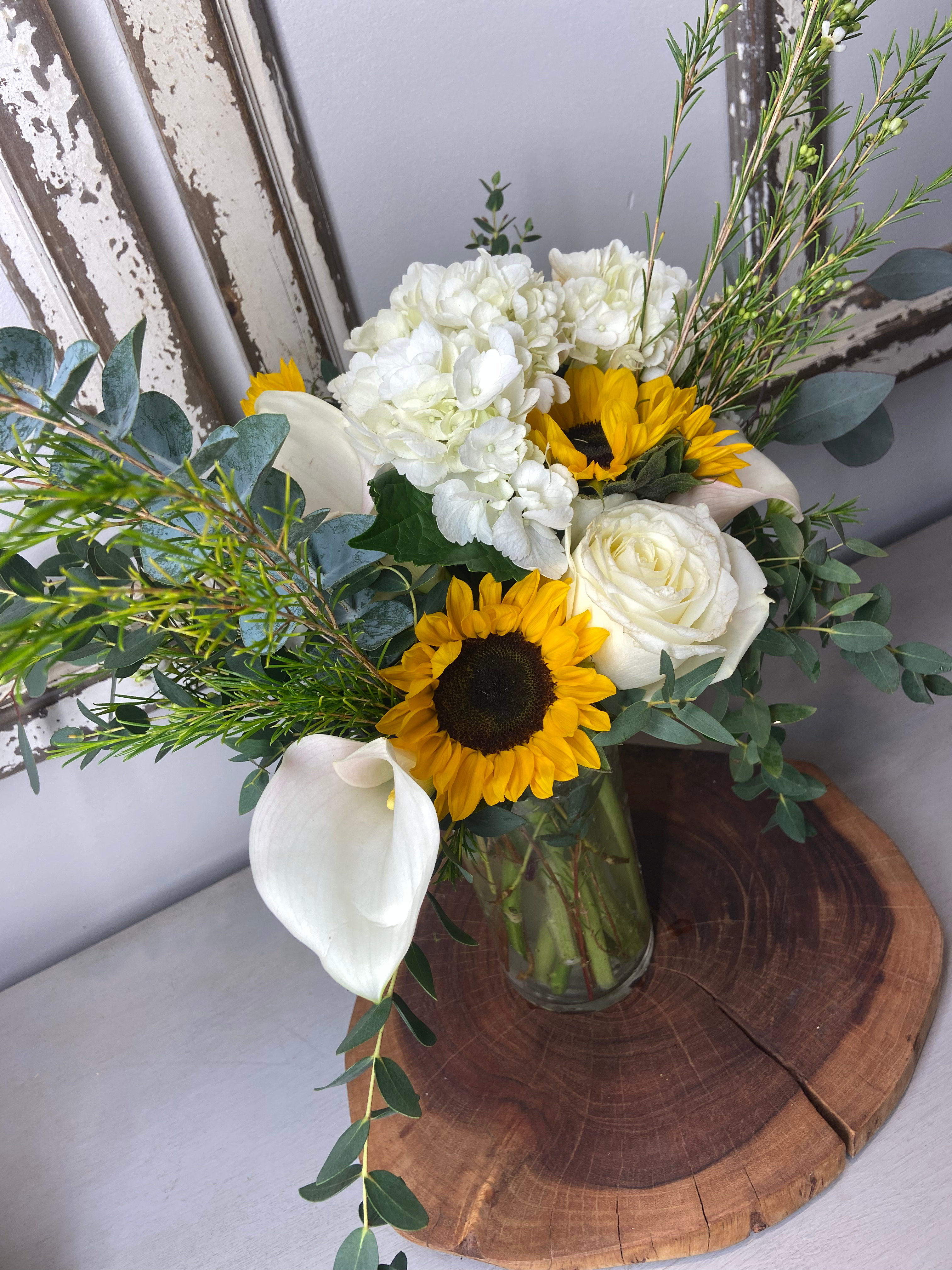 "Elegant Gal" w/ Sunflower Highlights