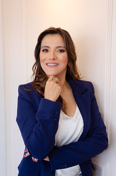 Adriana-05.jpg