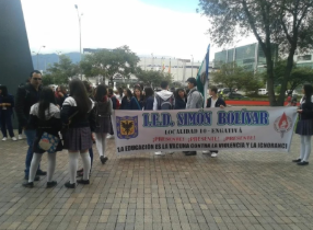 noticia simón se unió a las protestas