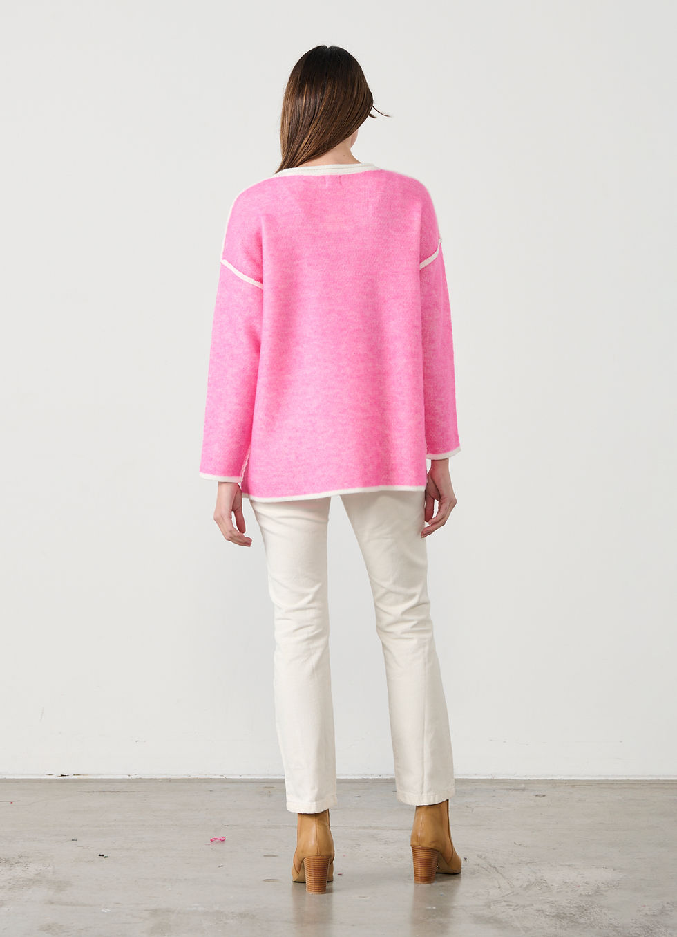 Thumbnail: Outlined & Split Hem Jumper in Pink