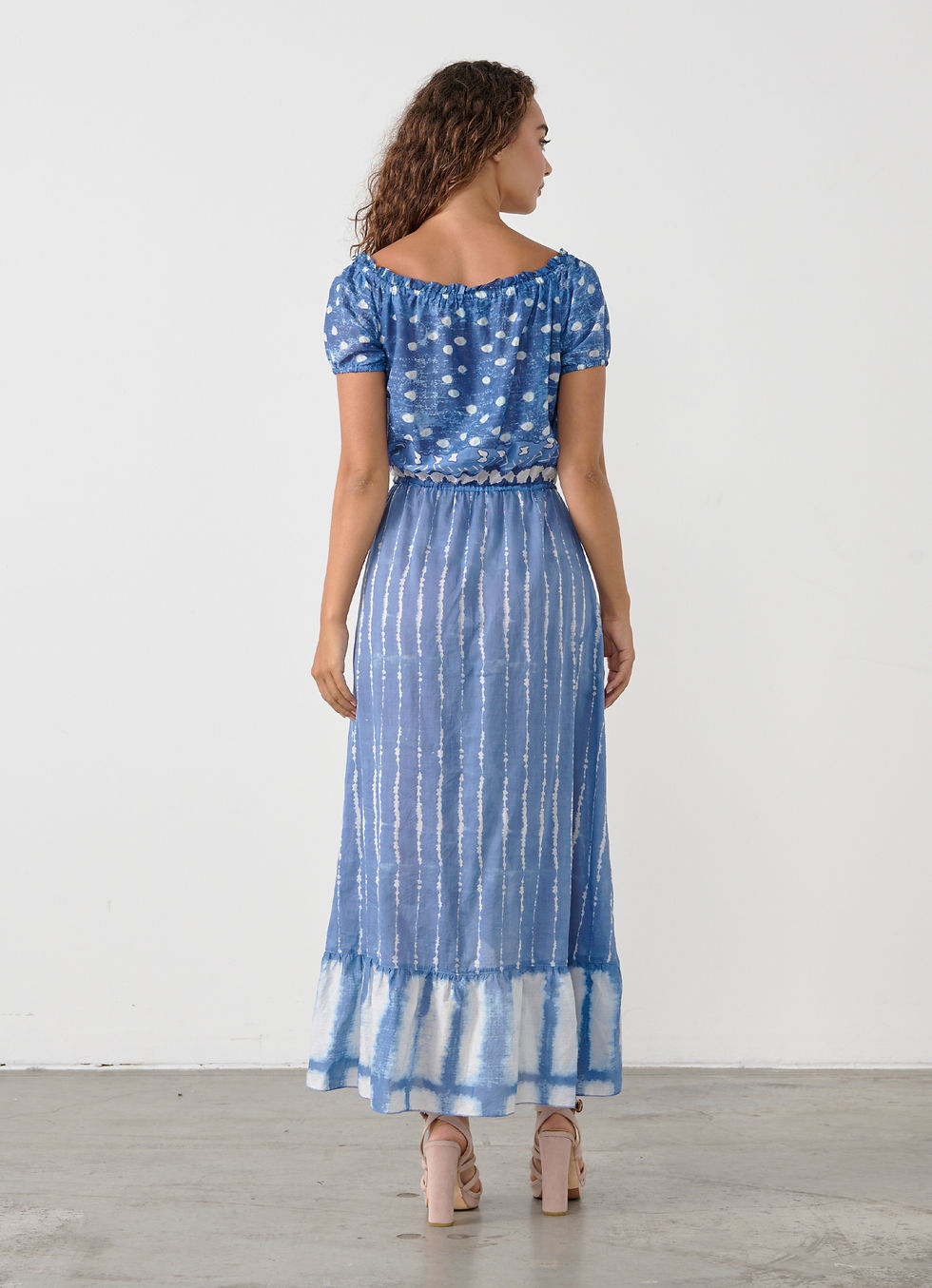 Thumbnail: Elastic Neckline Dress in Blue