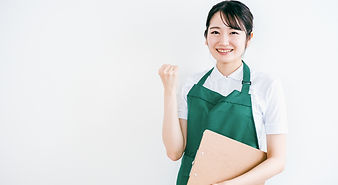 スタッフの女性