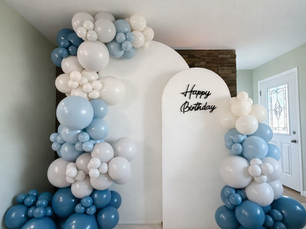 PopbyShea brings color, style, and personality to any celebration.