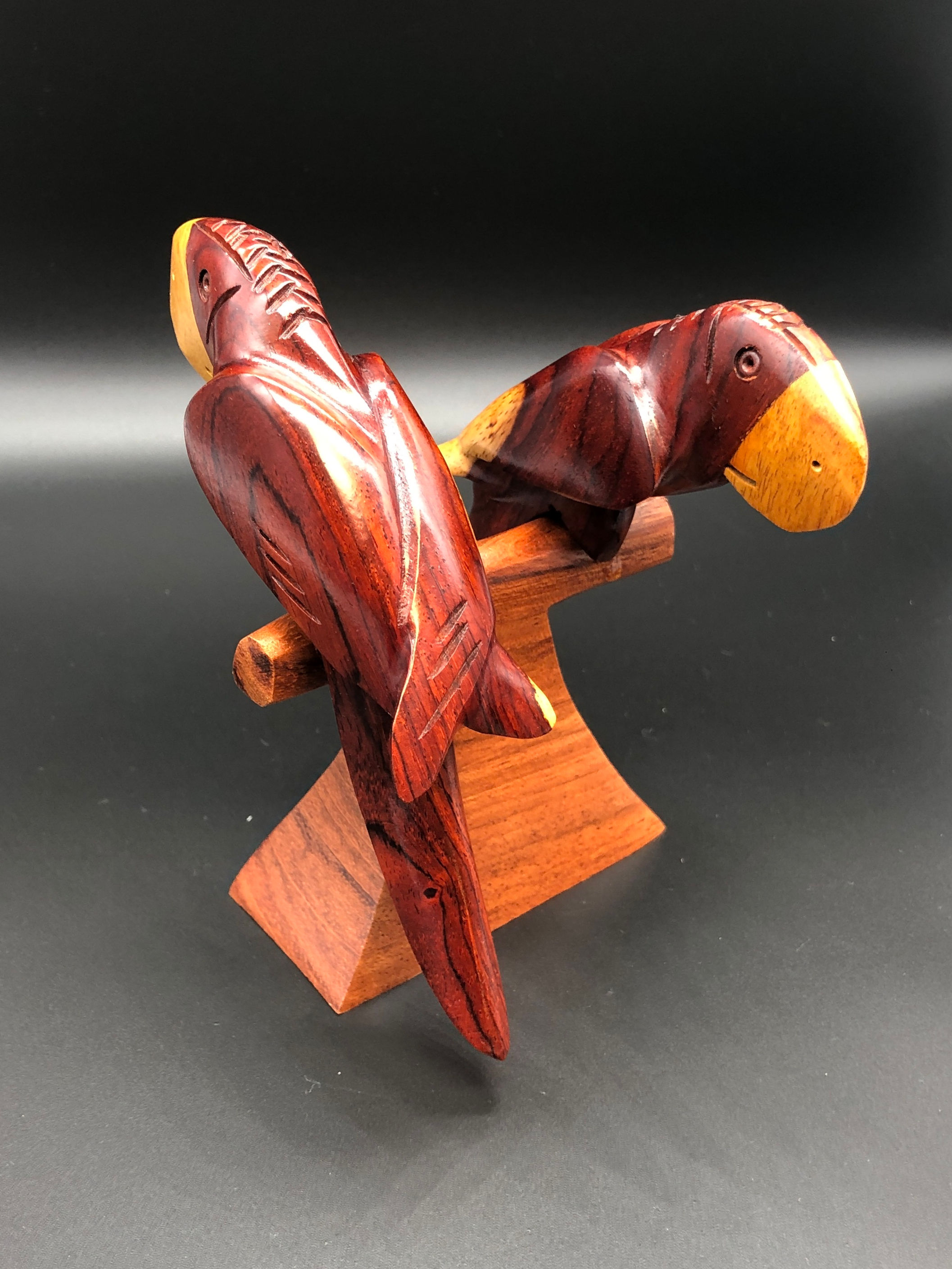 Ara en bois