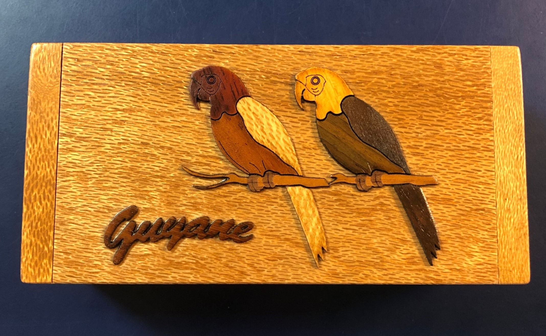 BOITE RECTANGLE MARQUETERIE BOIS GUYANE MM