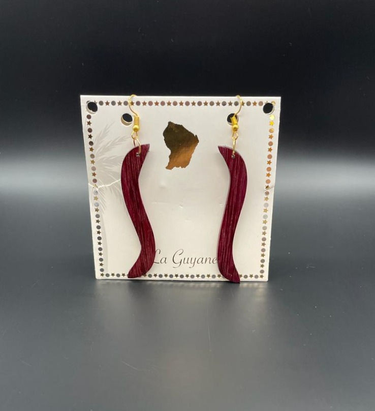 boucle d'oreille en bois