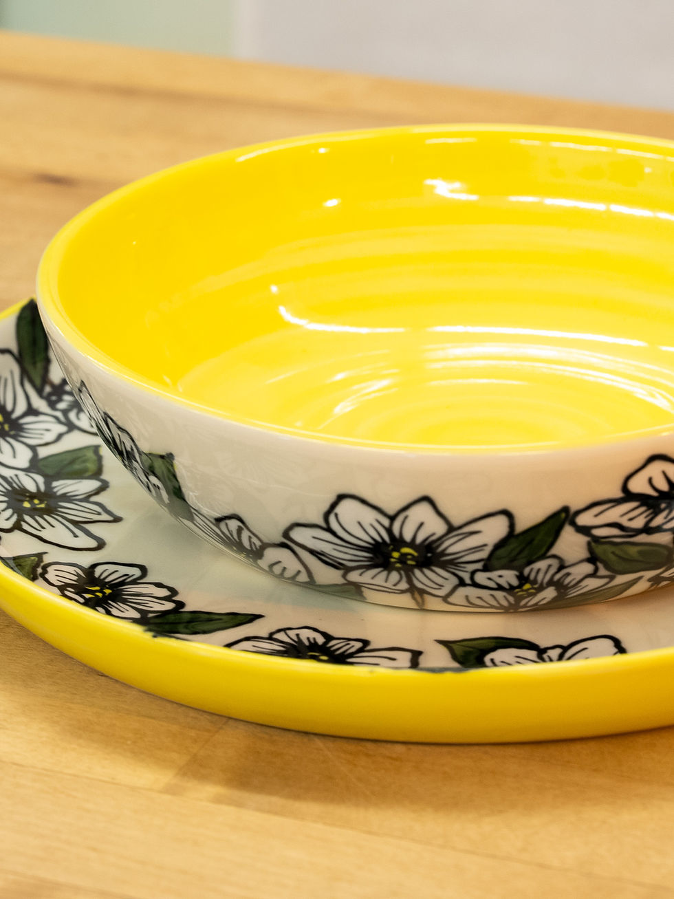 Thumbnail: Magnolia Serving Set