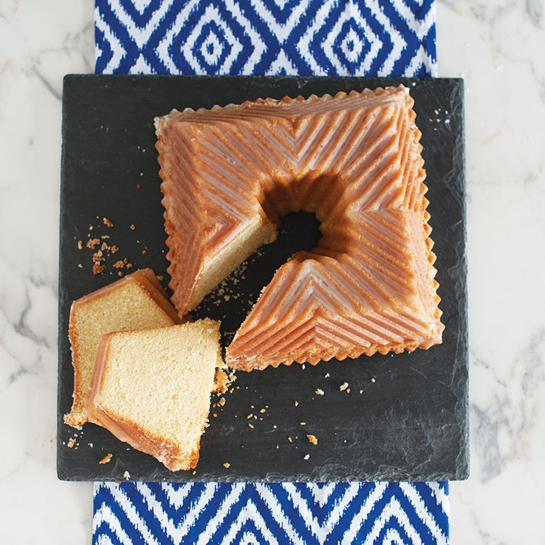 Thumbnail: Bundt® Squared Pan