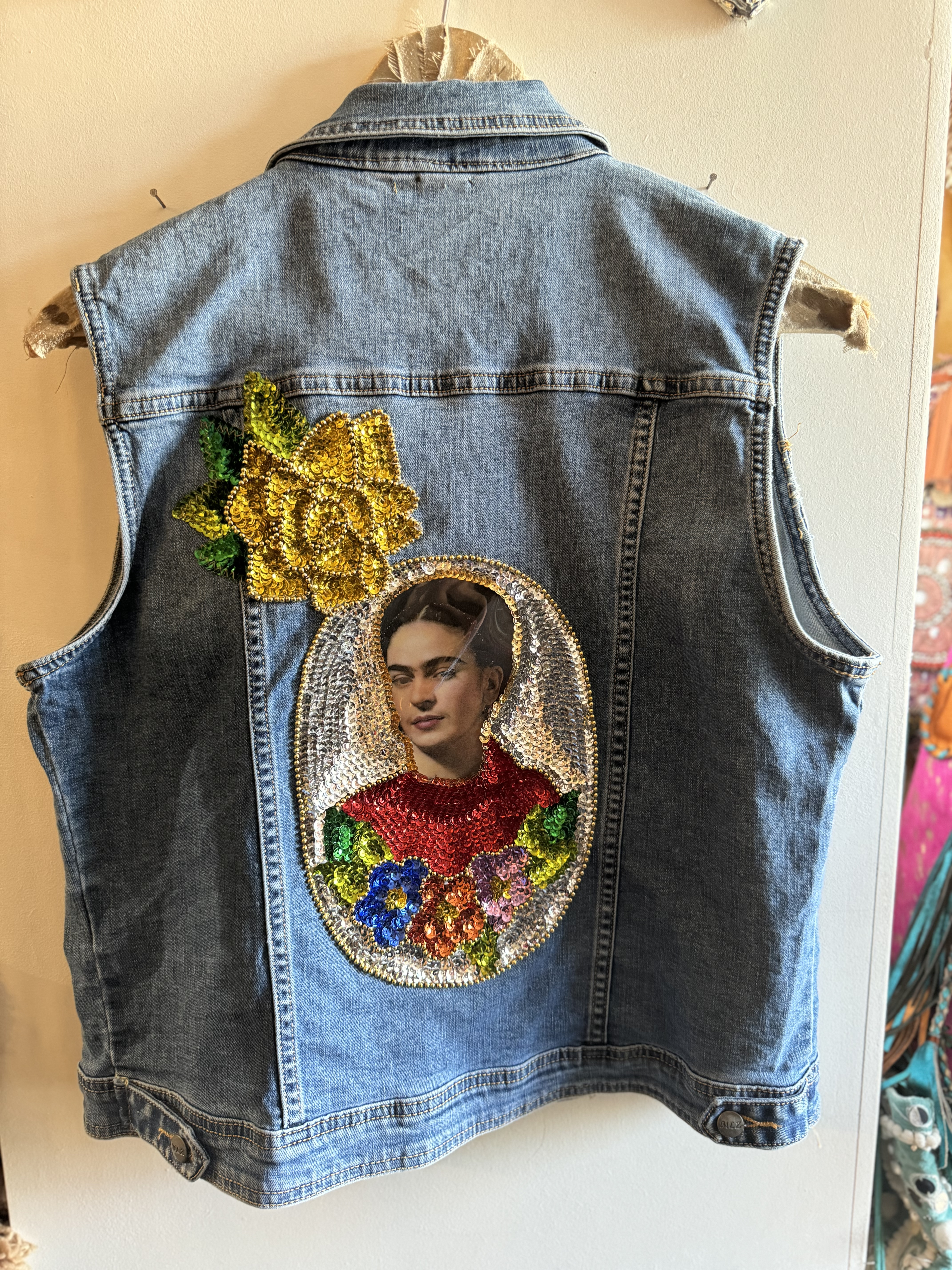 Gilet jean patch sequins