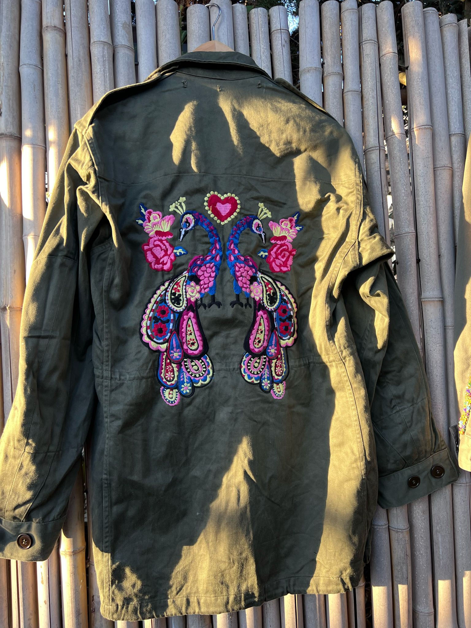 Veste militaire brodée