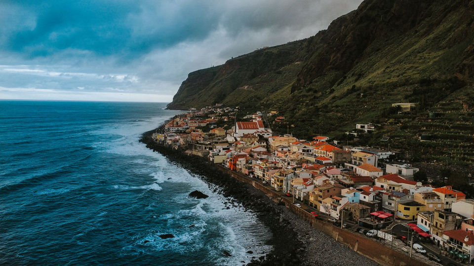 Living in paul do mar drone