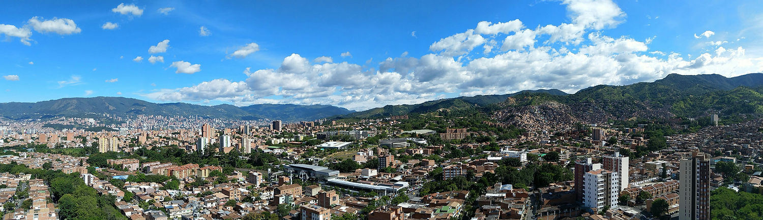 Medellin skyline.jpg