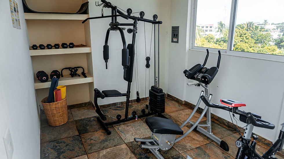 Gym Pool coliving Puerto Escondido