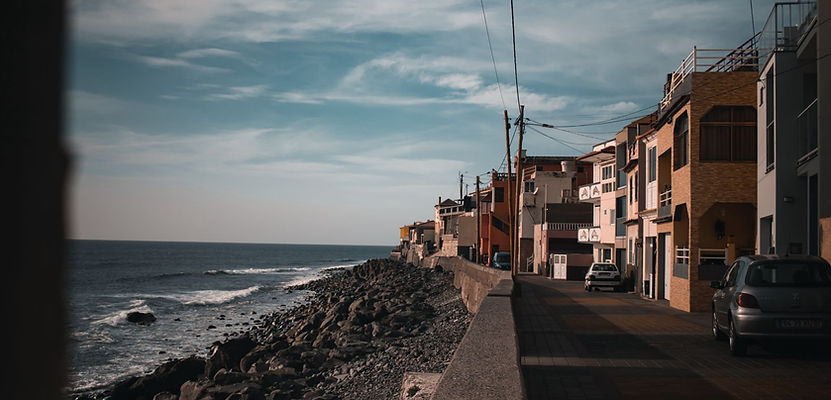 living in paul do mar