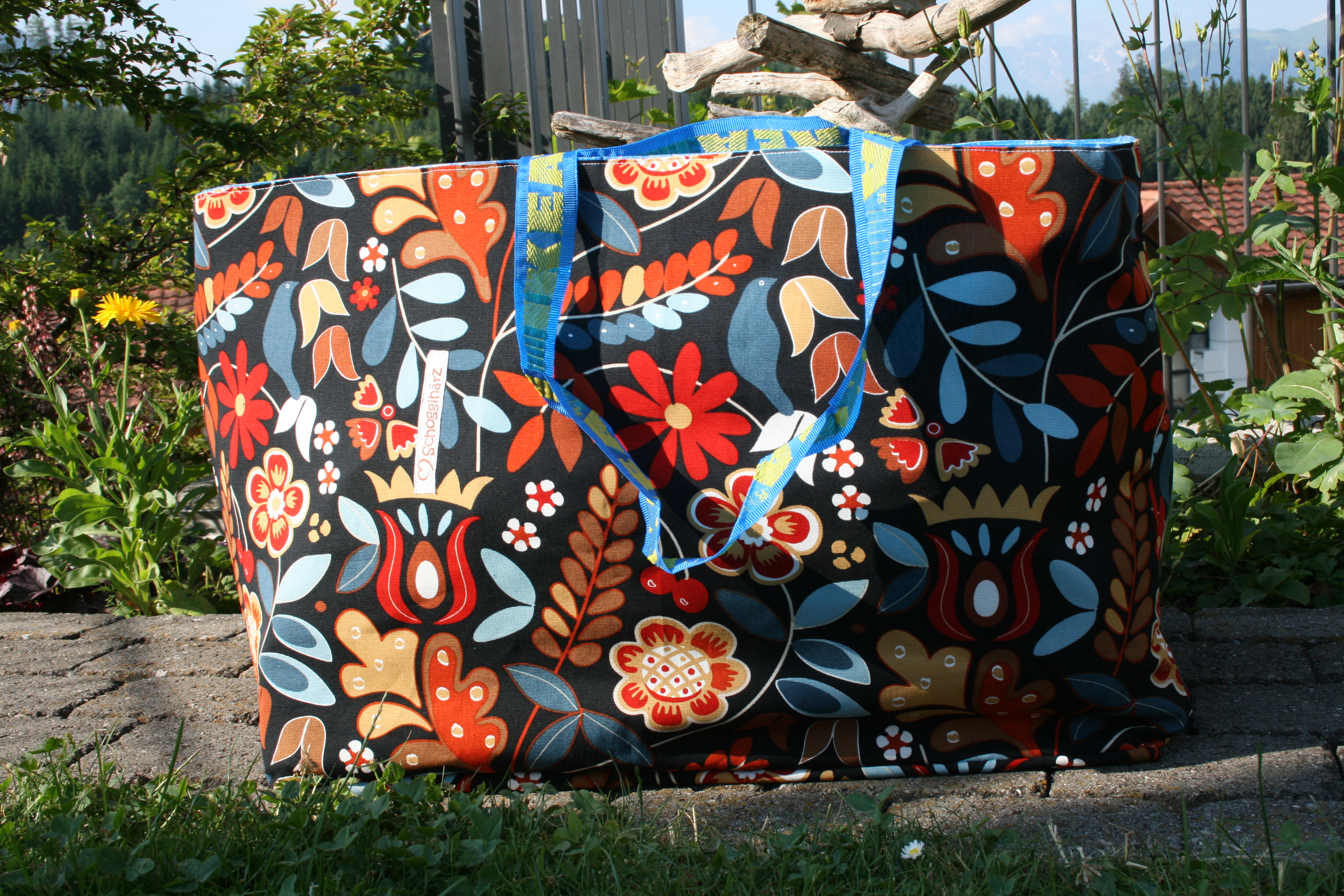 Ikeabadetasche, retro Blumen