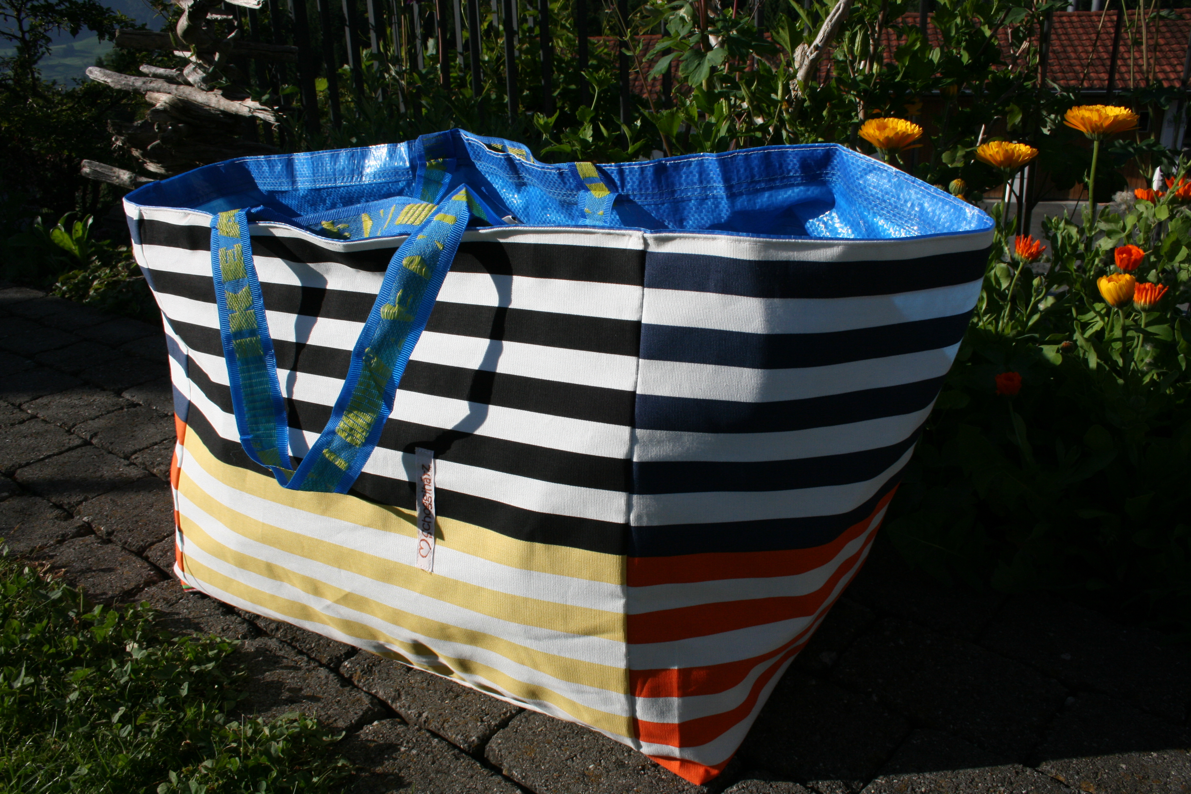 Ikeabadetasche dünn gestreift