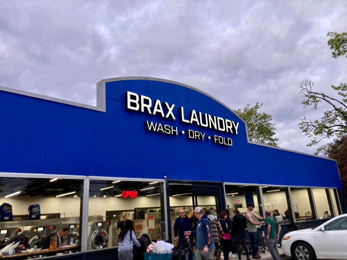 LoveOne Laundry & Shower Events Oregon City LoveOne