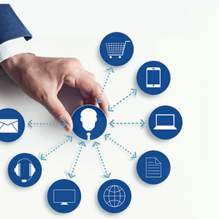Na prática, muitas empresas avançaram na abertura de canais, mas não na integração dos bastidores. O cliente percebe uma promessa de fluidez, enquanto internamente CRM, logística, SAC, estoque e operação ainda trabalham em ritmos diferentes. E é exatamente nesse descompasso que a omnicanalidade falha.