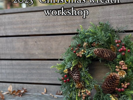 クリスマスリースWS』レッスンレポート。クリスマス音楽と共にお愉しみください♫