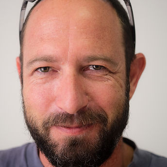 roi holzman.jpg