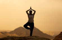 Yoga en montagne dans le Jura — séance de yoga plein air nature montagne bien-être Jura