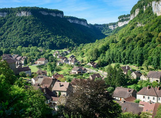 chapelles Jura visite patrimoine religieux Baume les Messieurs