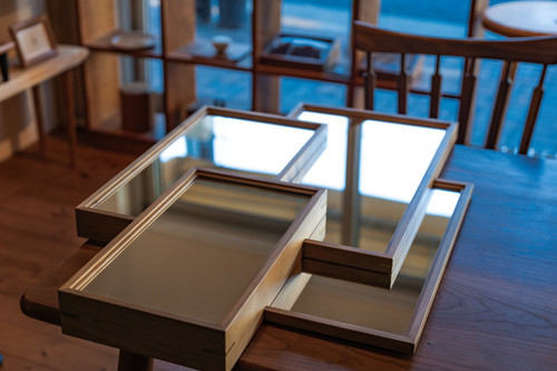 EIJI KAKUO Collection パブミラー 鏡 アートレトロ Kagami Mirror - Light Brown | Untold Japan Studio