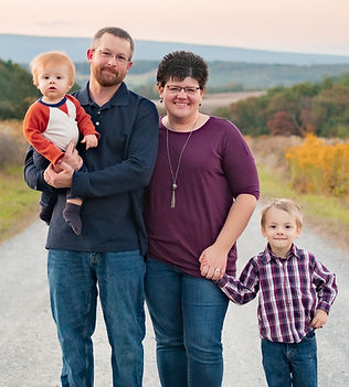 Gingrich Family '22_edited_edited.jpg