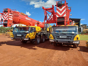 DUAS NOVAS SANY STC 1000S