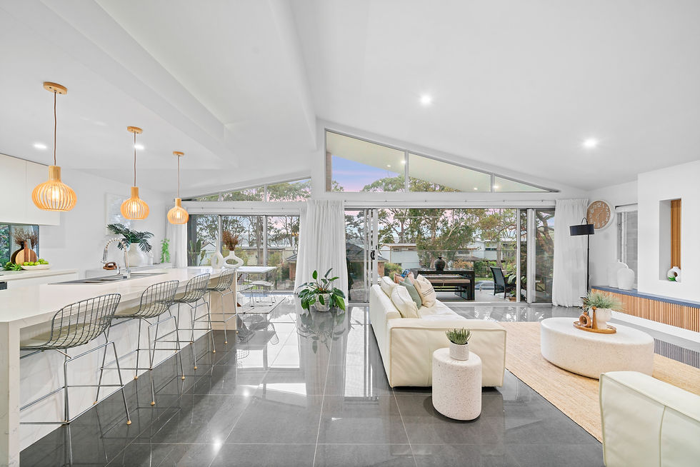 luxury homes Gwandalan real estate video and photography media services