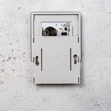 Миниатюра: сенсорный выключатель.